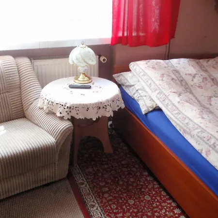 Noclegi16 Bed & Breakfast 2*
