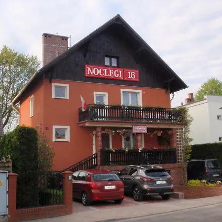 Noclegi16 Bed & Breakfast 2*