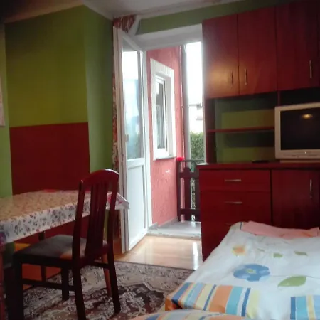 Noclegi16 Bed and breakfast